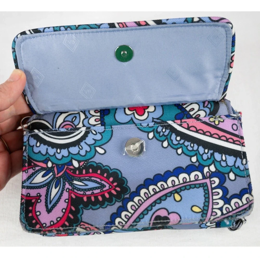 Vera Bradley RFID Kona Paisley Lighten Up Wristlet Wallet Lavender zip up - Picture 6 of 6